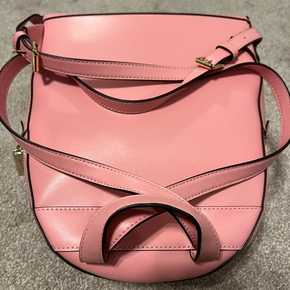 BRAND NEW MK RHEA ZIP IN ~CARNATION~ 🩷 - Picture 4 of 13